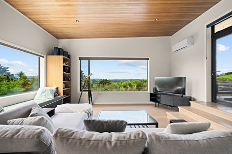 Photo of property in 476 Cames Road, Mangawhai, 0975