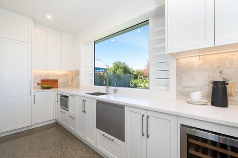 Photo of property in 4 Gage Lane, Havelock North, 4130