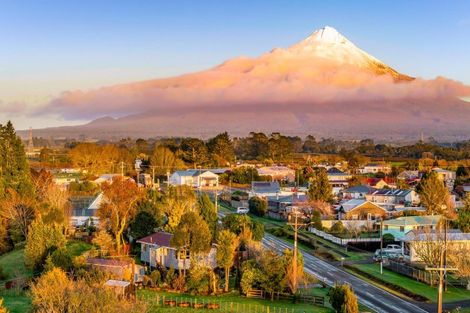 Photo of property in 22 Beaconsfield Road, Midhirst, Stratford, 4394