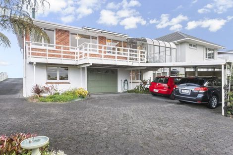 Photo of property in 63 Taunton Terrace, Blockhouse Bay, Auckland, 0600