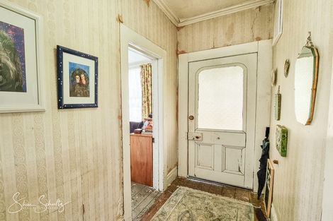 Photo of property in 10 Franklin Road, Paparoa, 0571