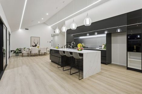 Photo of property in 1 Piwari Lane, Taupaki, 0782