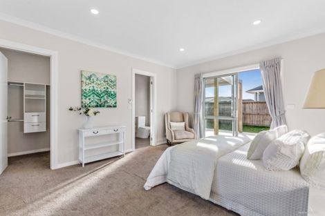 Photo of property in 6 Paso Fino Crescent, Karaka, Papakura, 2113