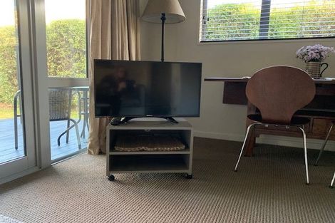 Photo of property in 38 Amber Close, Arthurs Point, Queenstown, 9371