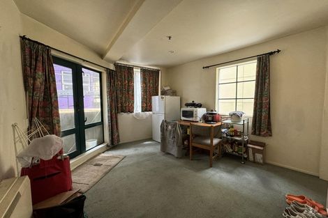 Photo of property in Courtenay Apartments, 411/120 Courtenay Place, Te Aro, Wellington, 6011
