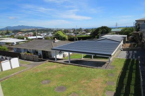 Photo of property in 39a Simons Street, Moturoa, New Plymouth, 4310