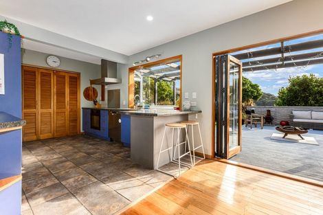 Photo of property in 13 Haunui Road, Pukerua Bay, 5026
