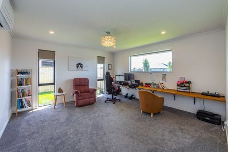 Photo of property in 16 Flock Street, Rolleston, 7615