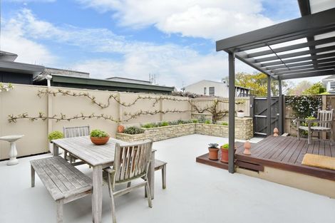 Photo of property in 4/21 Winchester Street, Merivale, Christchurch, 8014
