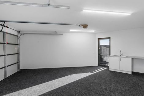 Photo of property in 17 Eminence Drive, Northwood, Christchurch, 8051