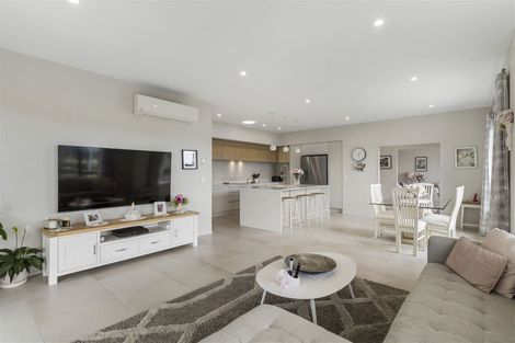 Photo of property in 2 Doidge Street, Beachlands, Auckland, 2018