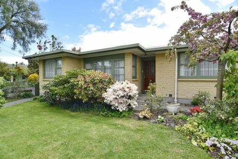 Photo of property in 237 Grimseys Road, Redwood, Christchurch, 8051