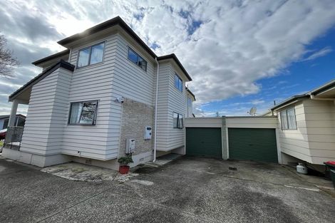 Photo of property in 1/41 Butley Drive, Farm Cove, Auckland, 2012