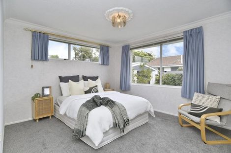 Photo of property in 43 Valecrest Avenue, Parklands, Christchurch, 8083