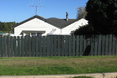 Photo of property in 12 Teignmouth Street, Abbotsford, Dunedin, 9018