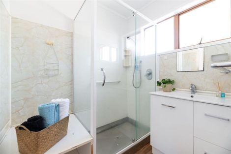 Photo of property in 1/159 Te Atatu Road, Te Atatu South, Auckland, 0610