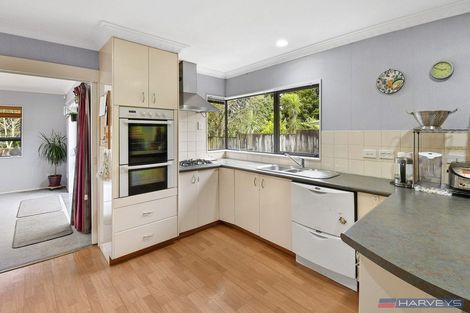 Photo of property in 28 Lemonwood Place, The Gardens, Auckland, 2105