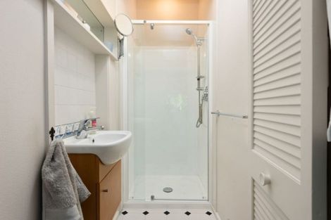 Photo of property in 10 Amelia Crescent, Waikawa, Picton, 7220