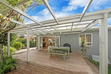 Photo of property in 107 Birkdale Road, Birkdale, Auckland, 0626