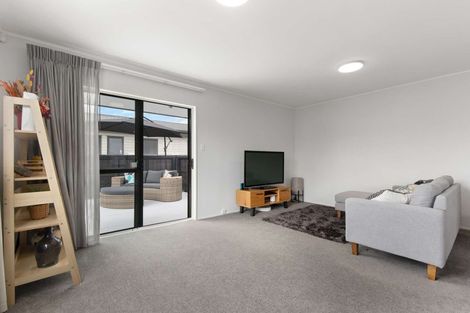 Photo of property in 4c Oak Avenue, Nawton, Hamilton, 3200