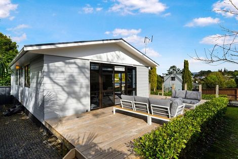 Photo of property in 1/14 Moxham Grove, Massey, Auckland, 0614
