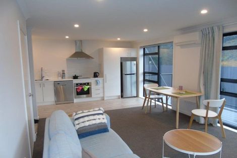 Photo of property in 2 Ara Paripari, Tawa, Wellington, 5028