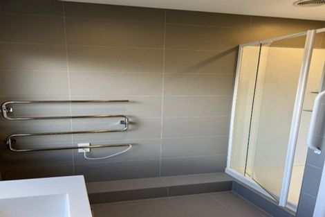 Photo of property in 2b Curzon Street, Onehunga, Auckland, 1061