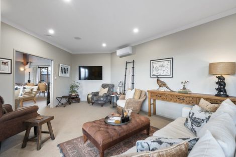 Photo of property in 70 Kakariki Road, Marton, 4787