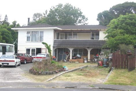 Photo of property in 13 Emirau Place, Glenfield, Auckland, 0629