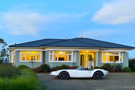 Photo of property in 147 Mcleod Road, South Head, Helensville, 0874