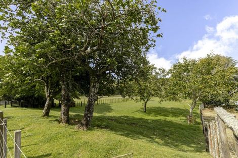 Photo of property in 327 Awai Road, Tarurutangi, New Plymouth, 4372