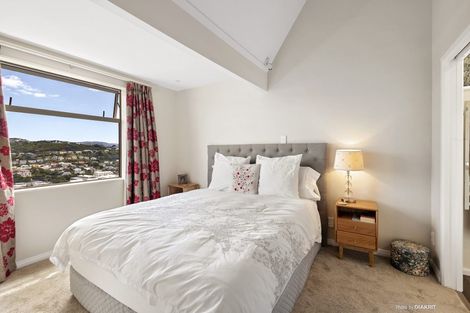 Photo of property in 47 Nevay Road, Miramar, Wellington, 6022