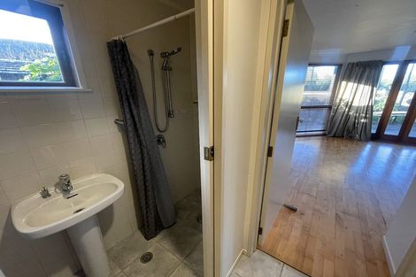 Photo of property in 180 Marine Parade North, Piha, New Lynn, 0772