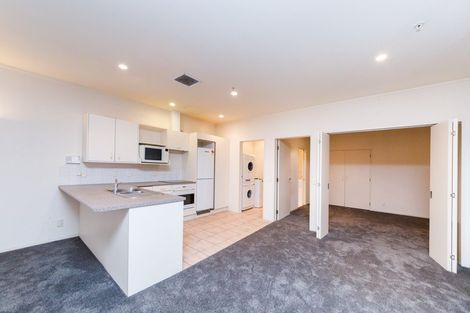 Photo of property in Maddison Apartments, 1/6g Queen Street, Palmerston North, 4410