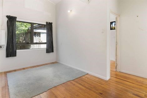Photo of property in 304 Glengarry Road, Glen Eden, Auckland, 0602
