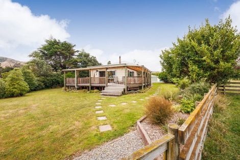 Photo of property in 175 Konini Street, Tokomaru, Palmerston North, 4474