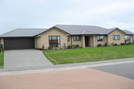Photo of property in 20 Renoir Drive, Rolleston, 7614