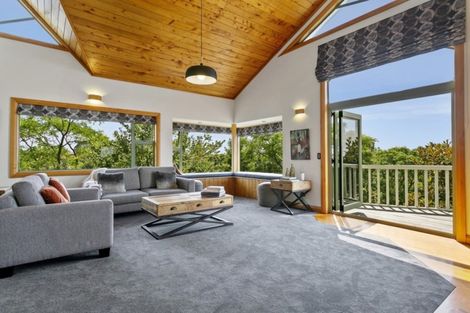 Photo of property in 22 Blue Ridge Drive, Acacia Bay, Taupo, 3385