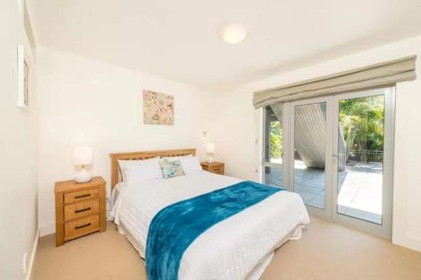 Photo of property in 12 Taumata Road, Castor Bay, Auckland, 0620