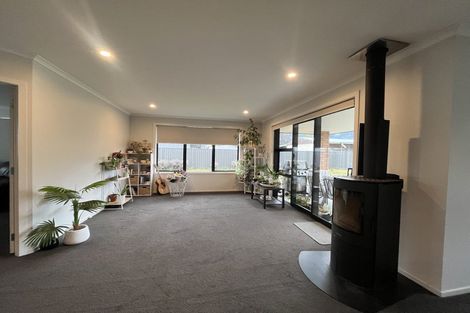 Photo of property in 29 Timsfield Drive, Lake Hawea, Wanaka, 9382