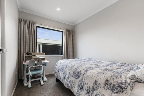 Photo of property in 15 Pukewhero Rise, Westgate, Auckland, 0614