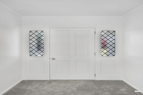 Photo of property in 2/2 Napoleon Avenue, Milford, Auckland, 0620