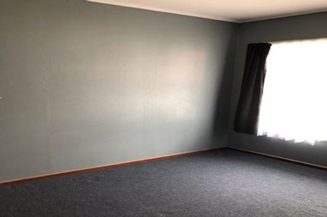 Photo of property in 2/9 Commissariat Road, Mount Wellington, Auckland, 1060