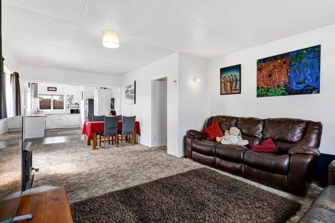 Photo of property in 84 Mawhitiwhiti Road, Normanby, Hawera, 4675