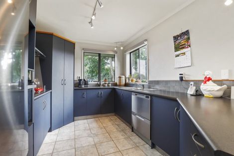 Photo of property in 1 Fencourt Place, Rototuna North, Hamilton, 3210