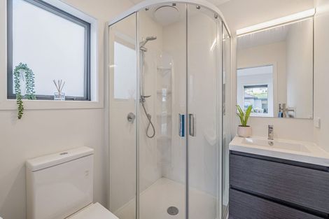 Photo of property in 7 Thornbury Lane, Timberlea, Upper Hutt, 5018