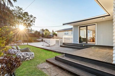 Photo of property in 4 Kelston Street, New Lynn, Auckland, 0600