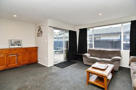 Photo of property in 23 Strachan Place, Rangiora, 7400
