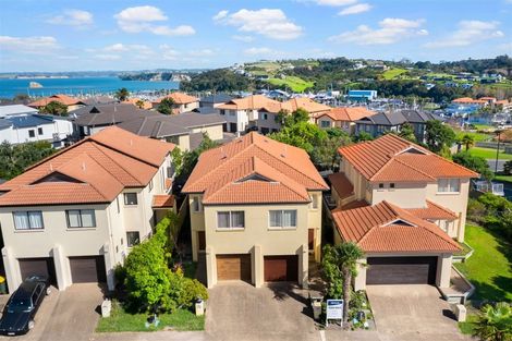 Photo of property in 16 Trimaran Drive, Gulf Harbour, Whangaparaoa, 0930
