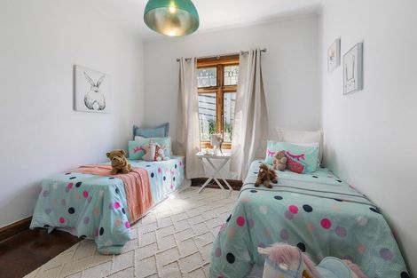 Photo of property in 2 Hataitai Road, Hataitai, Wellington, 6021